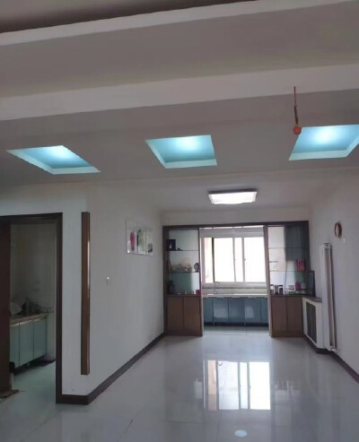 安泰小区，3室2厅1卫，140㎡，售价58万