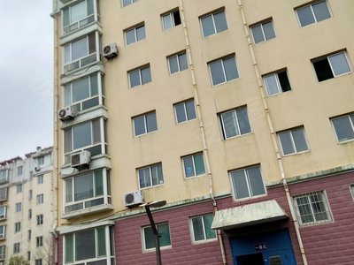 蓝天花园实景图