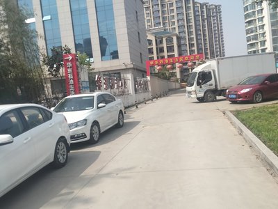 华东蓝海石油集团生活区