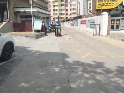 荣安新村实景图