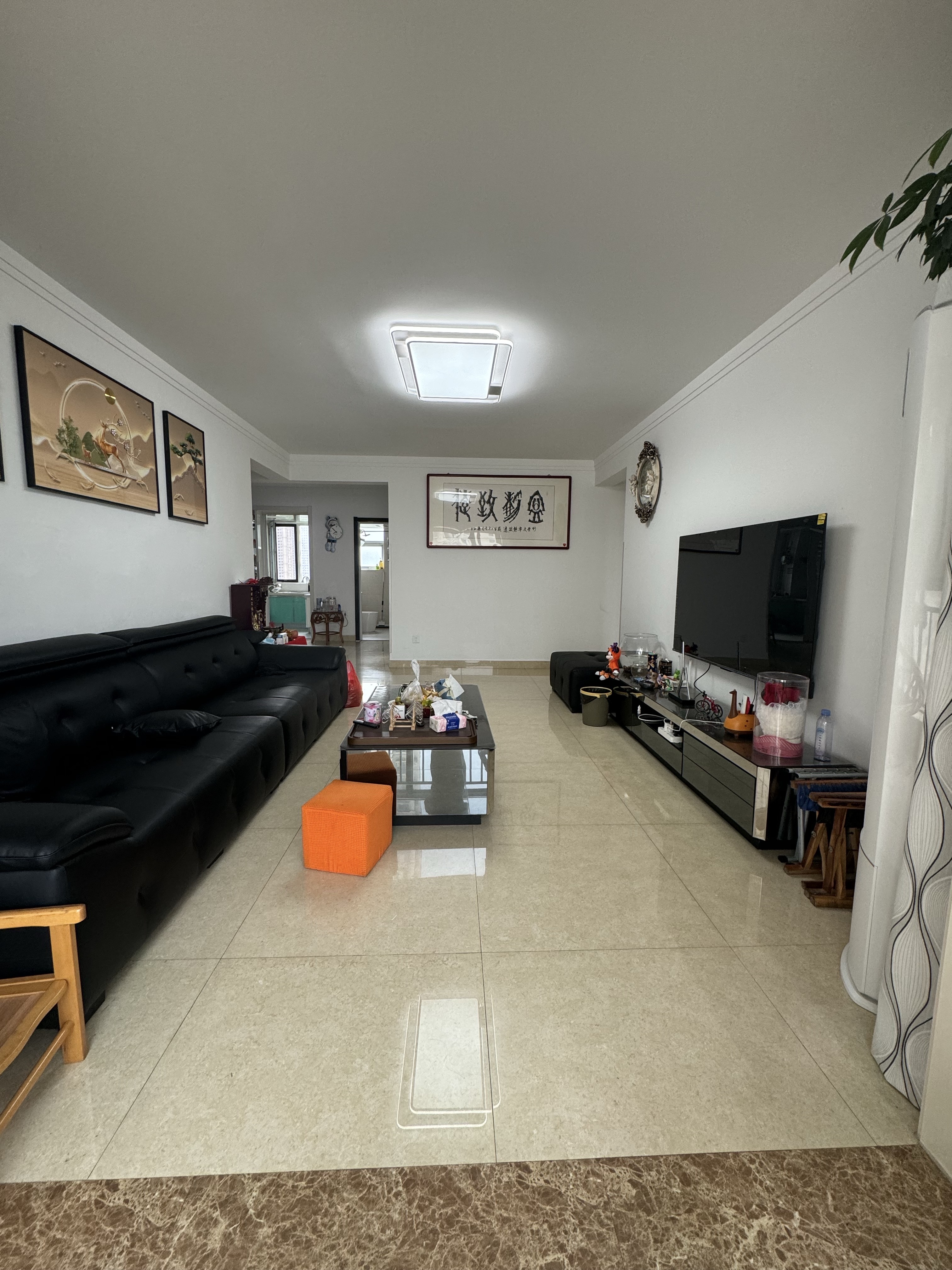 中央绿城，3室2厅1卫，110㎡，精装，售价72万 二手房