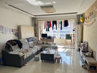 翠湖佳园北二区，3室2厅2卫，125㎡，精装，售价169万