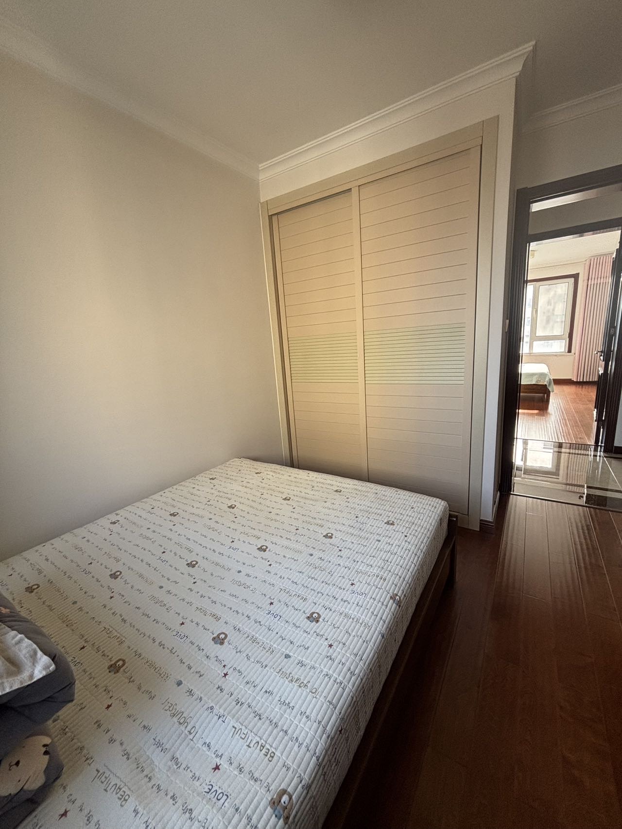 翠湖佳园北二区，3室2厅2卫，160㎡，精装，售价238万 二手房