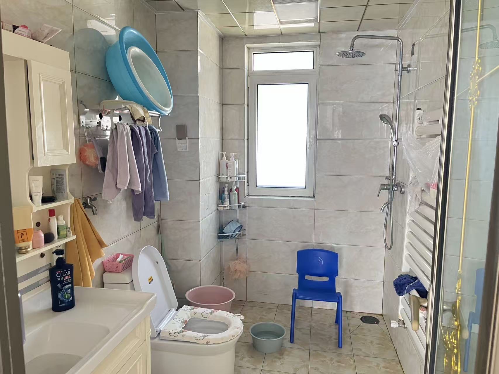 翠湖佳园北二区，3室2厅2卫，125㎡，精装，售价169万 二手房