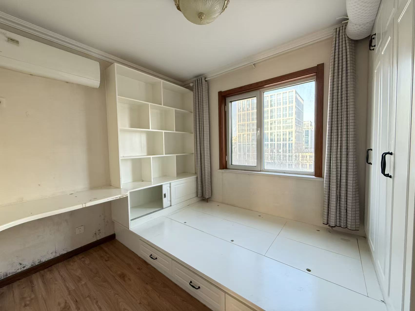 生活印象，4室2厅2卫，166㎡，售价119万 二手房