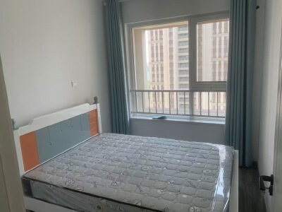 巴黎名城，3室2厅1卫，110㎡，租金1200元/月