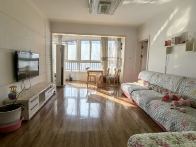 金港名都，2室2厅1卫，75㎡，精装，租金800元/月